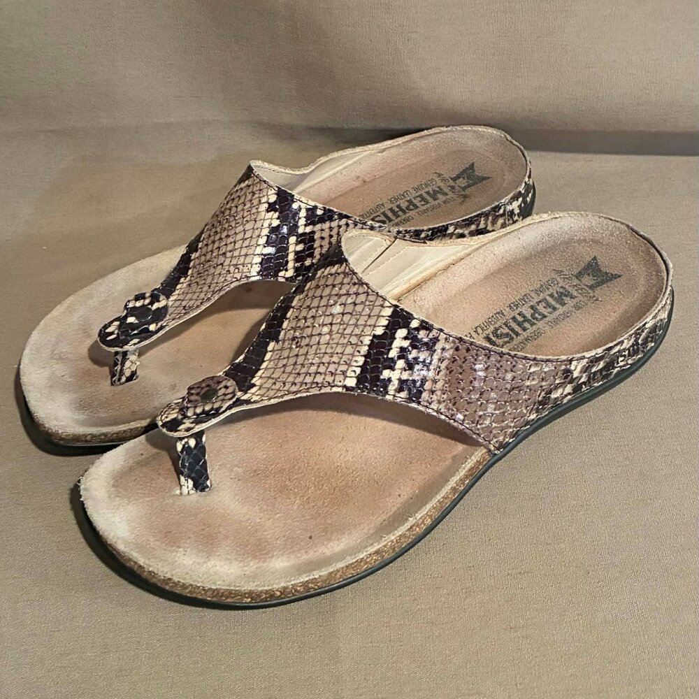 Mephisto Leather Agacia Size 37 Thong Flip Flops Snakeskin